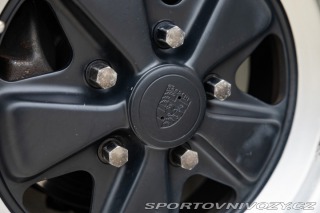 Porsche 911 CARRERA 3.2 G50 TARGA 1988