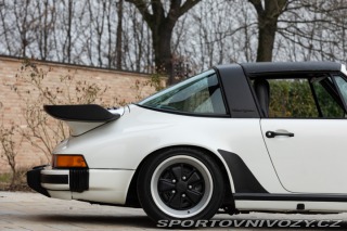 Porsche 911 CARRERA 3.2 G50 TARGA 1988