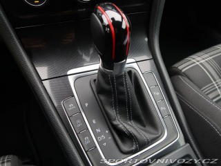 Volkswagen Golf 2.0 TDI GTD 2015