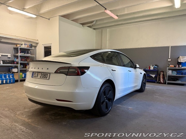 Tesla Model 3 0,0 LFP 60kWh 208kW PPF 2022