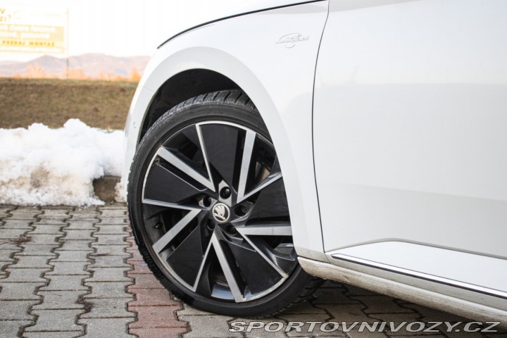 Škoda Superb iV, DSG, 218 koní, Lauri 2020