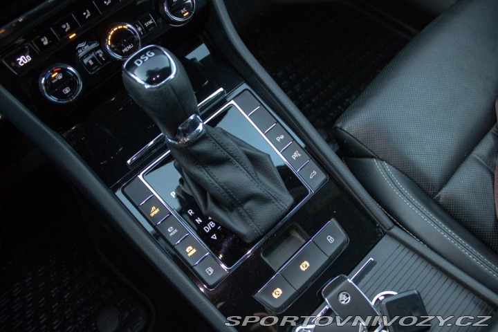 Škoda Superb iV, DSG, 218 koní, Lauri 2020