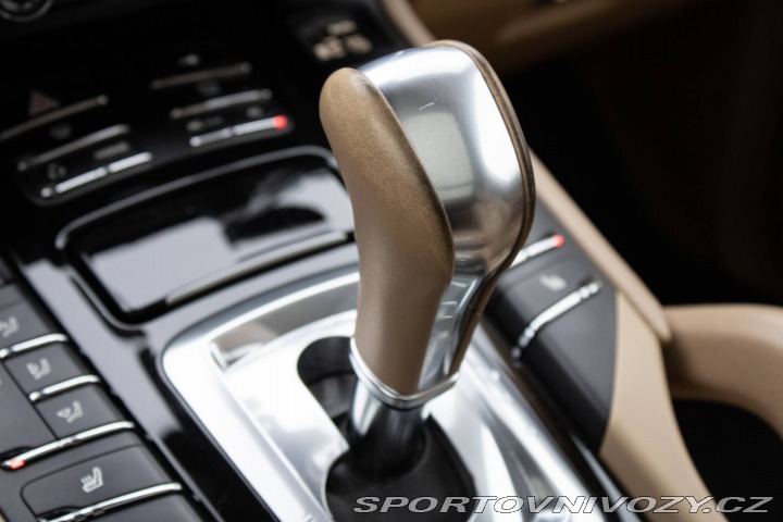 Porsche Cayenne S 3,0 176kw / AJ NA SPLÁ 2011