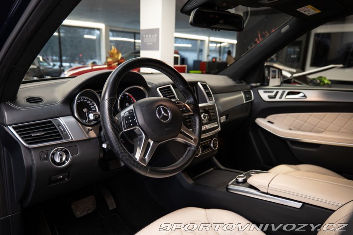 Mercedes-Benz Ostatní modely GL 500 2015