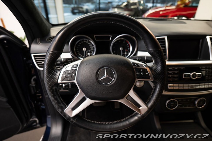 Mercedes-Benz Ostatní modely GL 500 2015