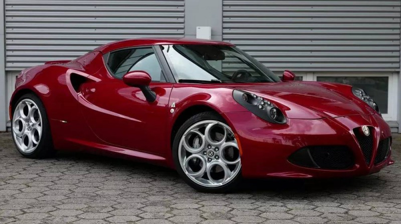 Alfa Romeo 4C 1750 TBi