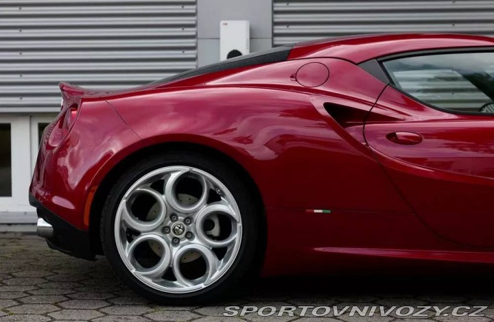 Alfa Romeo 4C 1750 TBi 1800