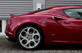 Alfa Romeo 4C 1750 TBi 1800
