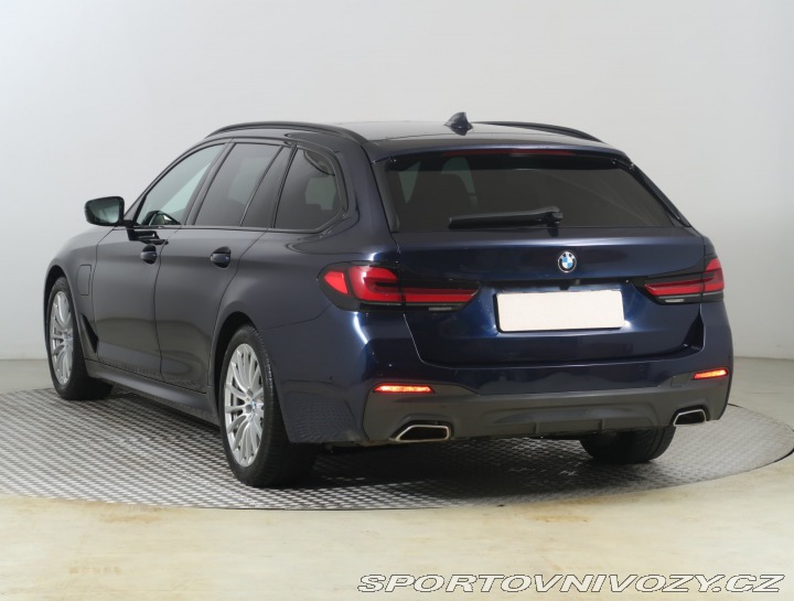 BMW 5 M Sport 530e xDrive 2021