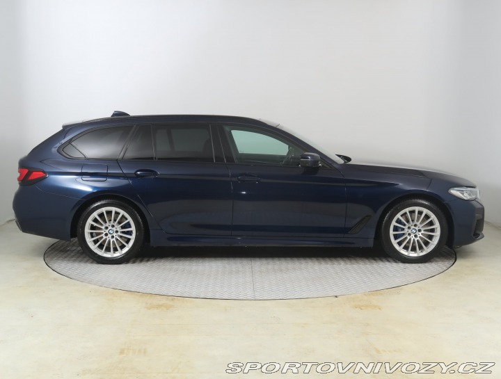 BMW 5 M Sport 530e xDrive 2021