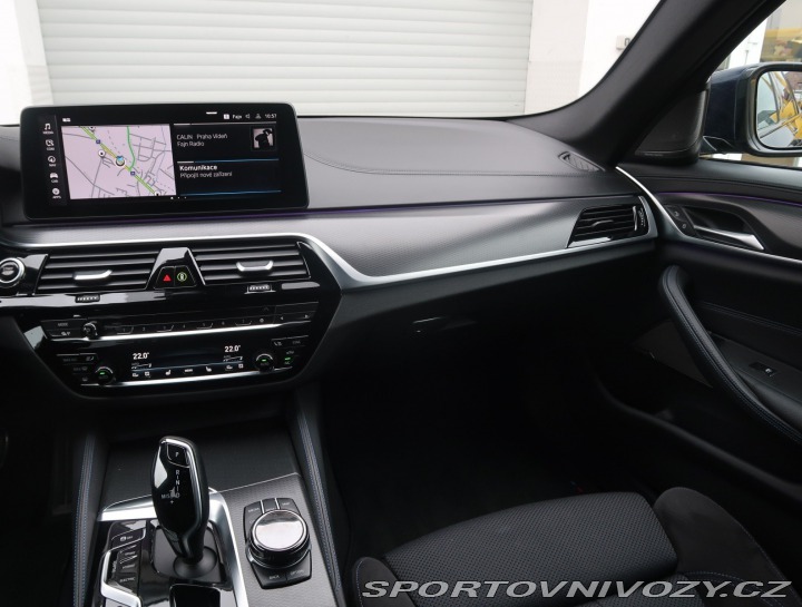BMW 5 M Sport 530e xDrive 2021