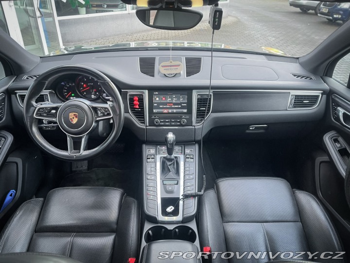 Porsche Macan GTS 2017