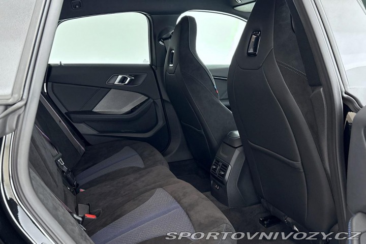 BMW 2 M235i xDrive 2024