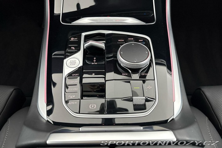 BMW X5 xDrive40i 2025