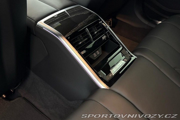 BMW 8 M850i xDrive 2021