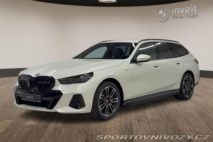 BMW i5 xDrive40 Touring 2025