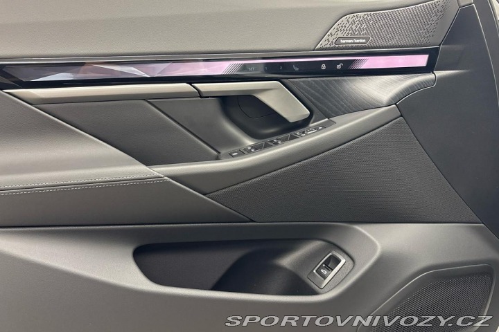 BMW i5 xDrive40 Touring 2025