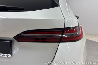 BMW i5 xDrive40 Touring 2025
