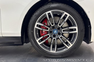 BMW i5 xDrive40 Touring 2025