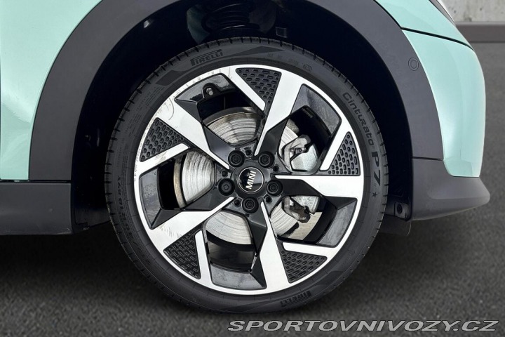 Mini Cooper C 5 doors 2025