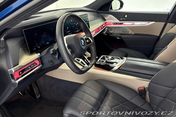 BMW i7 M70 xDrive 2024