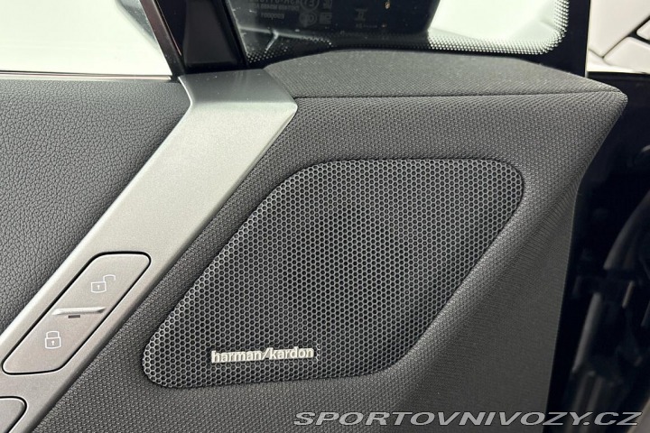 BMW iX xDrive45 2025