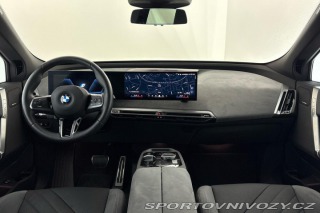 BMW iX xDrive45 2025