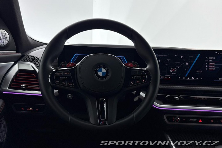 BMW XM Label Red 2024