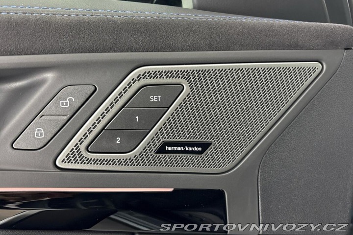 BMW iX1 xDrive30 2025