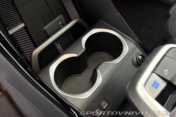 BMW iX1 xDrive30 2025