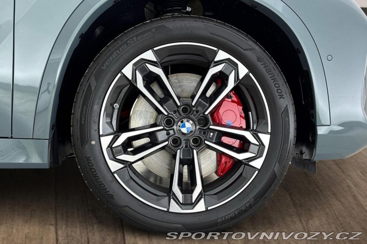 BMW iX1 xDrive30 2025