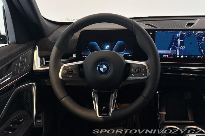 BMW iX1 xDrive30 2025