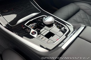 BMW X5 xDrive50e 2025