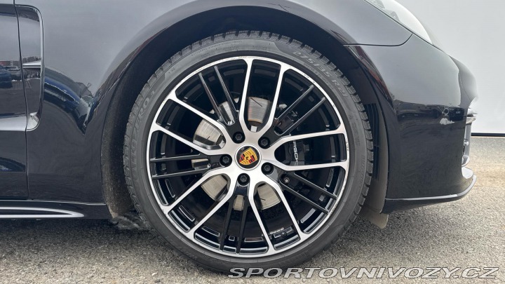 Porsche Panamera 4S 2022