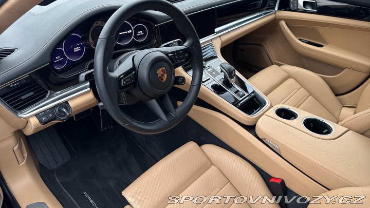 Porsche Panamera 4S 2022