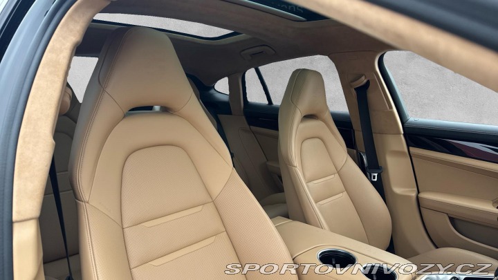 Porsche Panamera 4S 2022