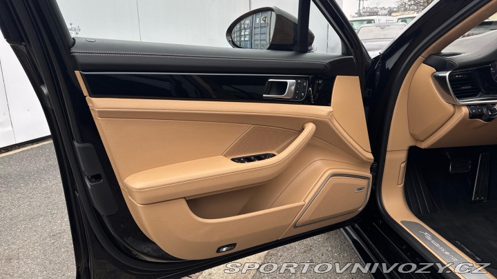 Porsche Panamera 4S 2022