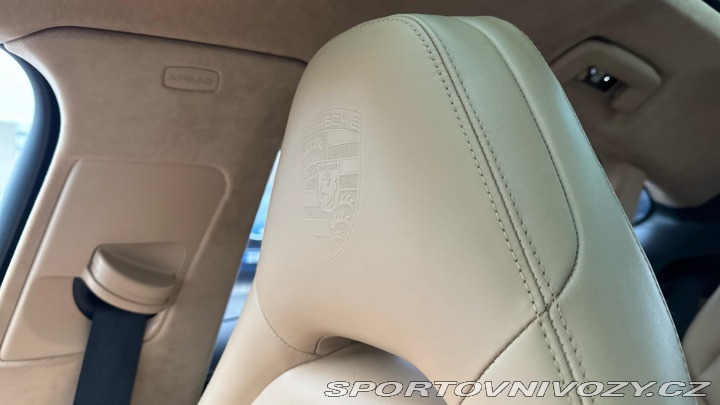 Porsche Panamera 4S 2022