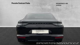 Porsche Panamera 4S 2022