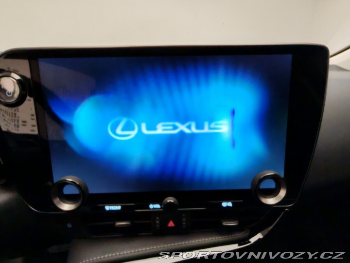 Lexus Ostatní modely NX 450h plus 450h+ PRESTIGE Plug-in Hy 2025