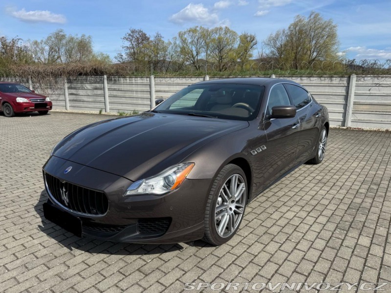 Maserati Quattroporte
