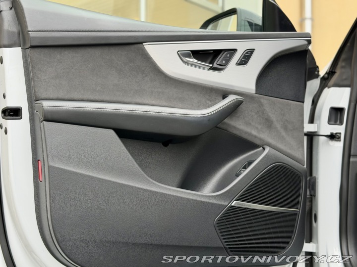Audi SQ8 V8 4.0 TDI NOČNÍ VIDĚNÍ 2020
