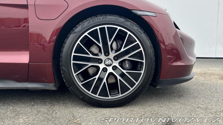 Porsche Taycan 4 Cross Turismo 2023