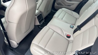 Porsche Taycan 4 Cross Turismo 2023