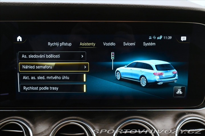 Mercedes-Benz E 2,0 300de 225 kW AMG Line 2021