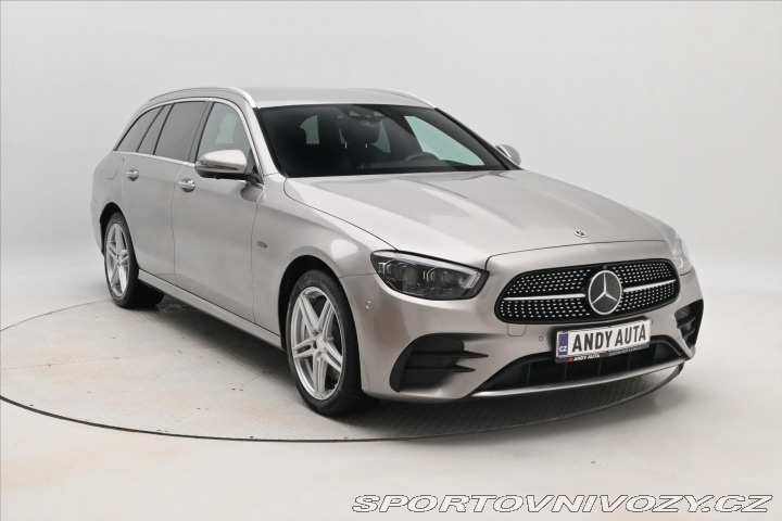 Mercedes-Benz E 2,0 300de 225 kW AMG Line 2021