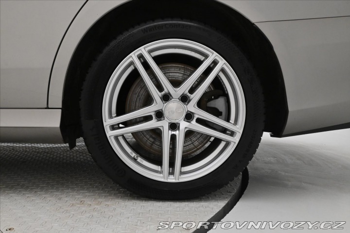 Mercedes-Benz E 2,0 300de 225 kW AMG Line 2021