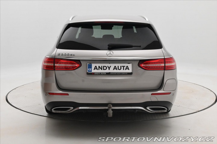 Mercedes-Benz E 2,0 300de 225 kW AMG Line 2021