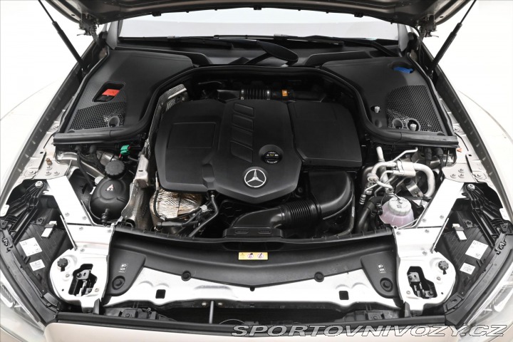 Mercedes-Benz E 2,0 300de 225 kW AMG Line 2021