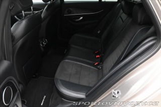 Mercedes-Benz E 2,0 300de 225 kW AMG Line 2021